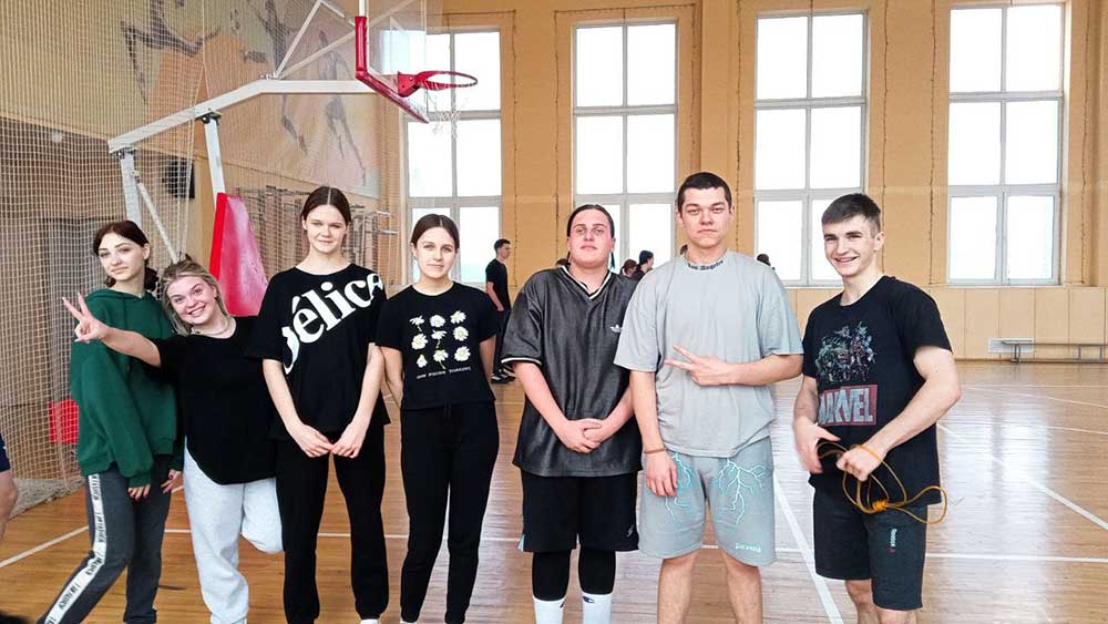 "Вас вызывает Спортландия!" -  традиционный спортивный праздник в Минском колледже предпринимательства