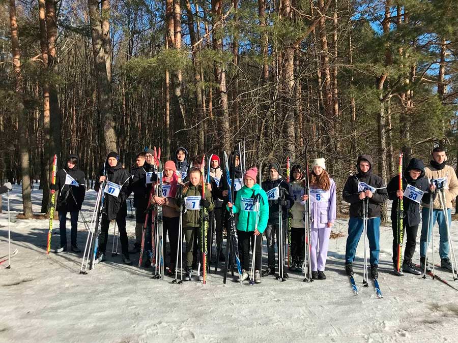 В рамках круглогодичной спартакиады в Минском колледже предпринимательства 15 февраля состоялись соревнования по лыжным гонкам