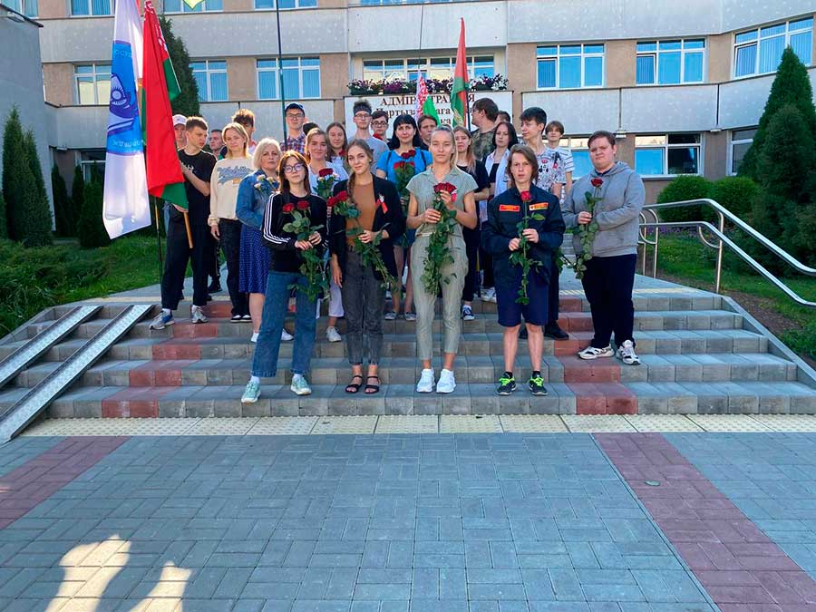 22 июля 2022 года 50 бойцов студенческих отрядов Партизанского района г.Минска приняли участие в возложении к монументам Победы