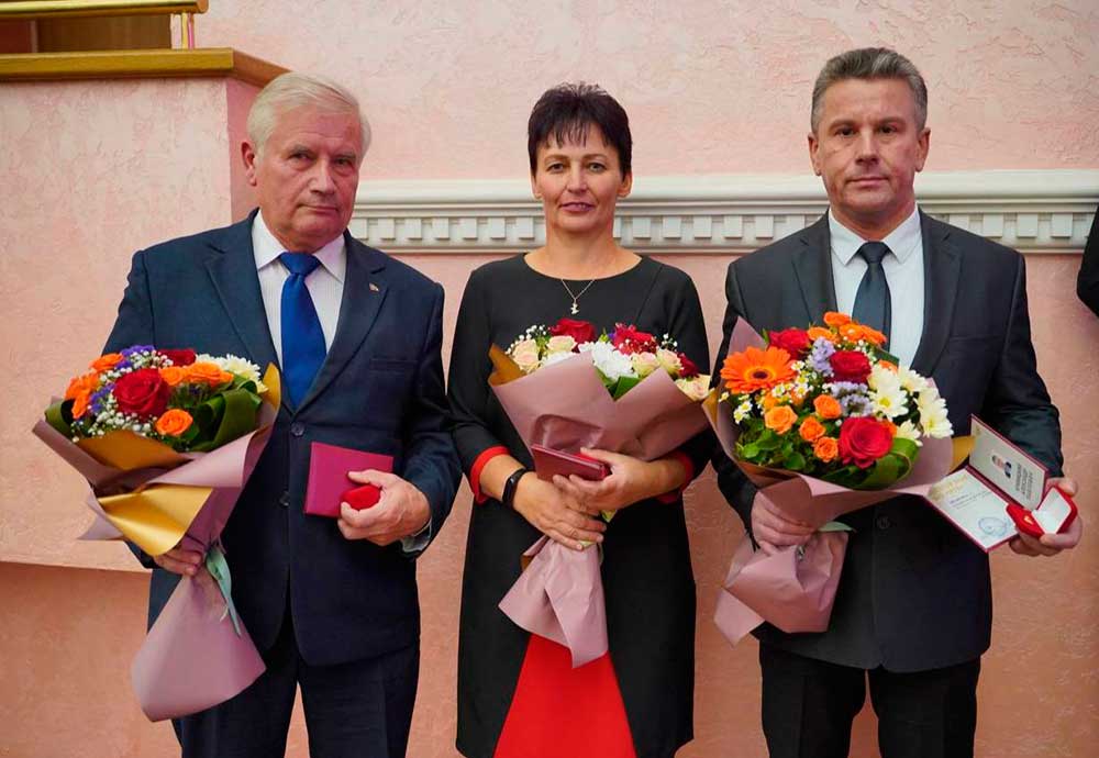 ПОЗДРАВЛЯЕМ!!!