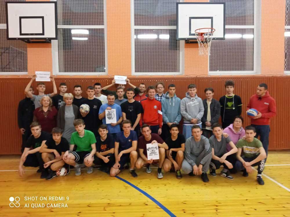 Учащиеся проживающие в общежитии УО "Минский государственный колледж монтажных технологий и транспортной логистики" провели соревнования по футболу