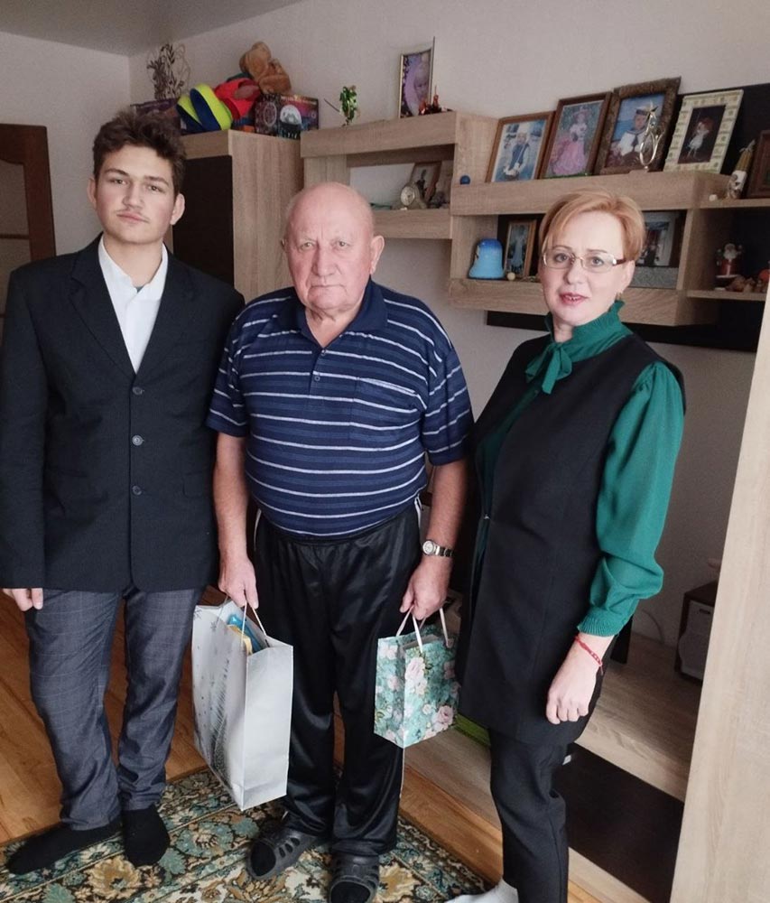 Коллектив ГУО «Специальная школа №13 г.Минска» принял участие в благотворительной акции «От всей души»