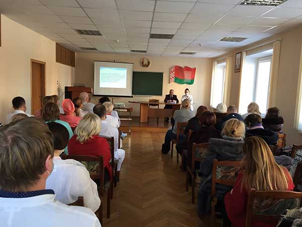 На Бел Стом Кристал состоялась диалоговая площадка по обсуждению проекта изменений и дополнений в Конституцию Республики Беларусь